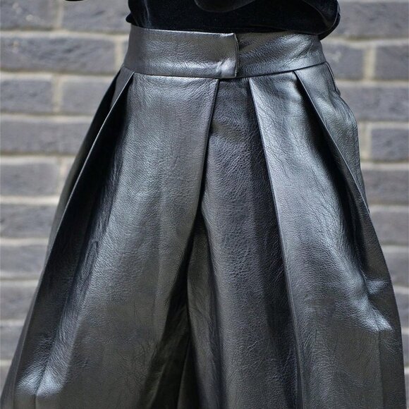 Black Elegant Women's Faux leather Baggy pocketed Pants contemporary high street - Picture 6 of 6